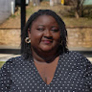 Meet your Posher, Iyenani